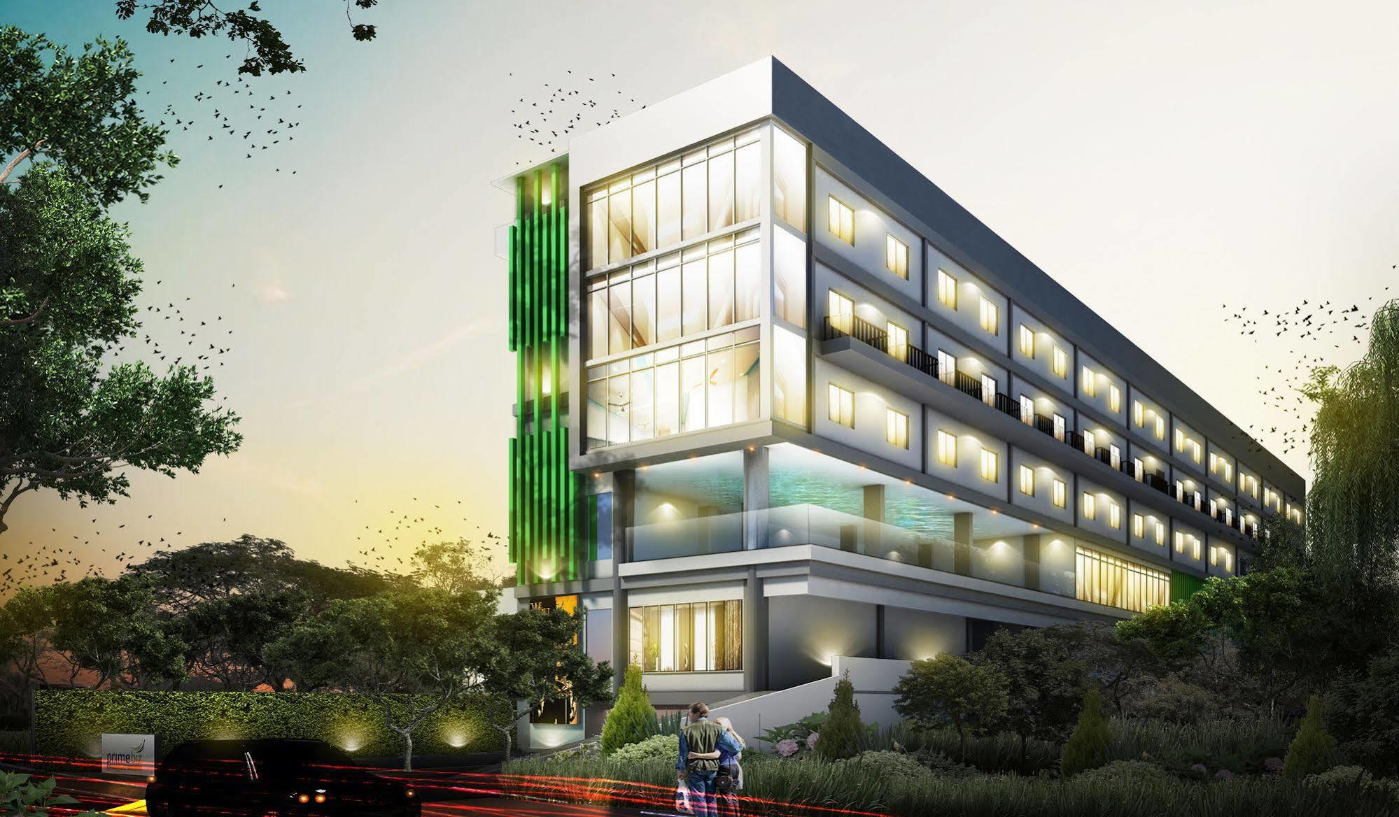 Primebiz Tegal Hotel Exterior foto